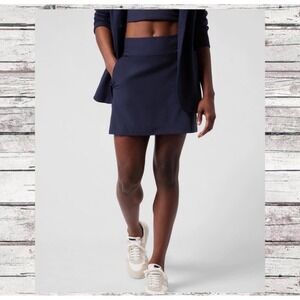 Athleta Brooklyn Mid Rise 16" Skort  Navy Size 12 Athletic Sporty Pockets‎ EUC